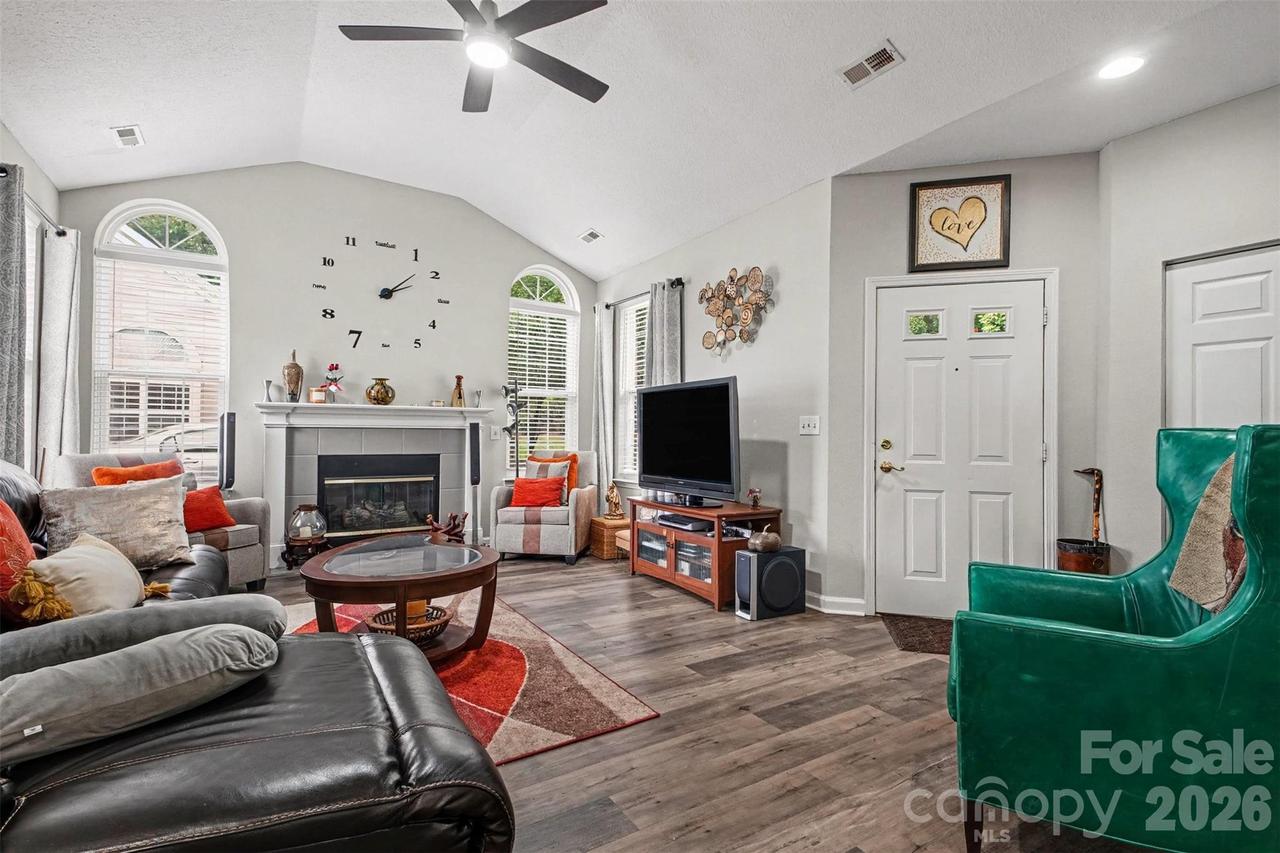 8057 Sultana Cir., Charlotte, NC 28227