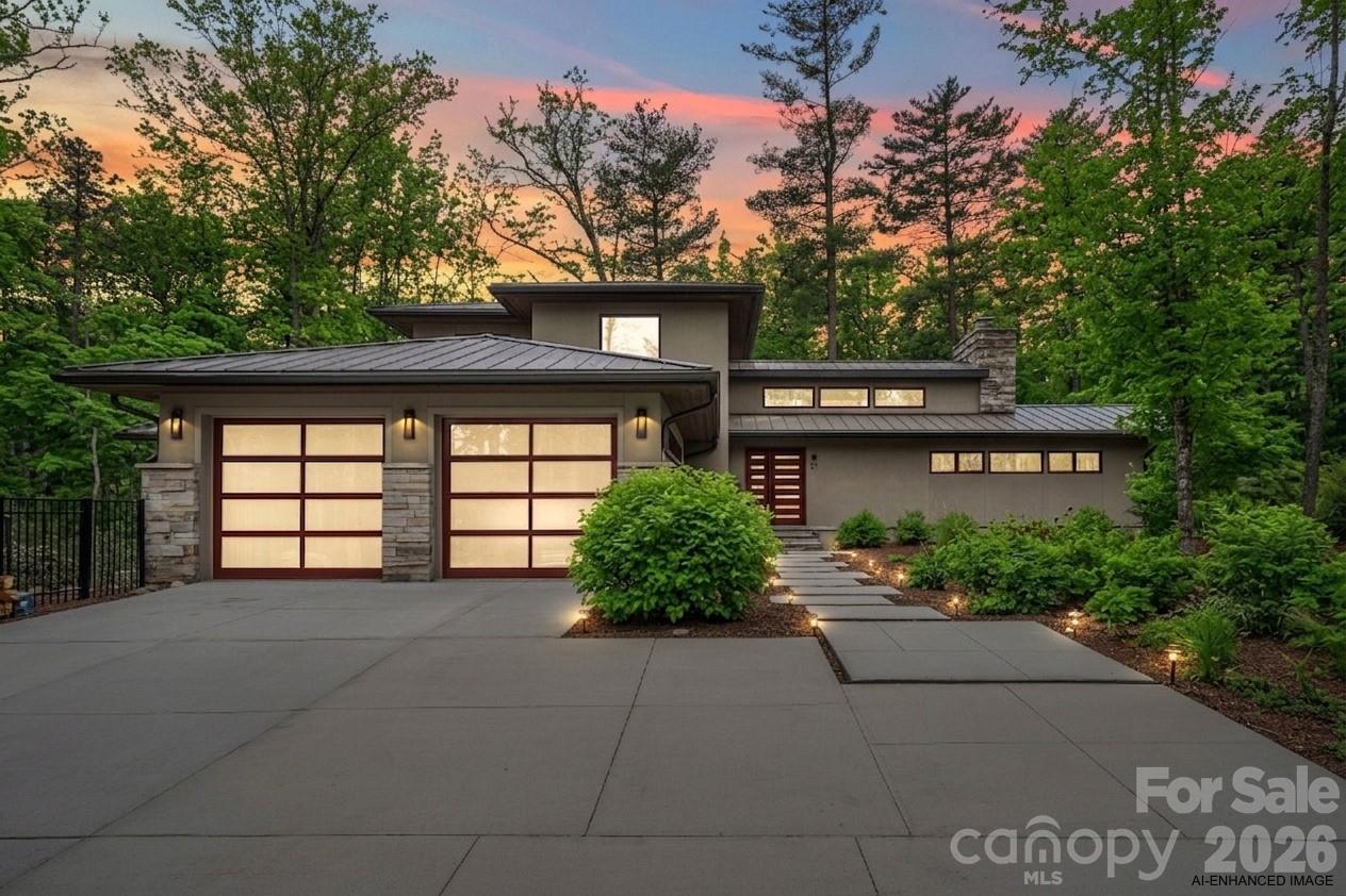 27 Hawberry Ct., Asheville, NC 28805