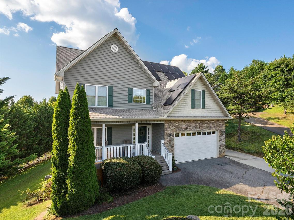 4 Lancaster Ln., Weaverville, NC 28787
