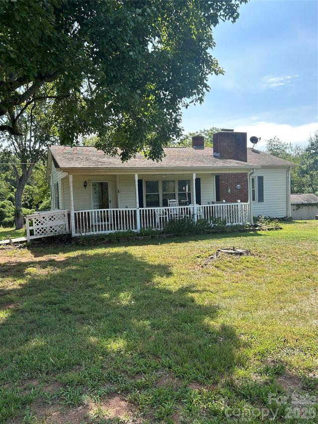 3826 Harris Creek Rd., Lawndale, NC 28090