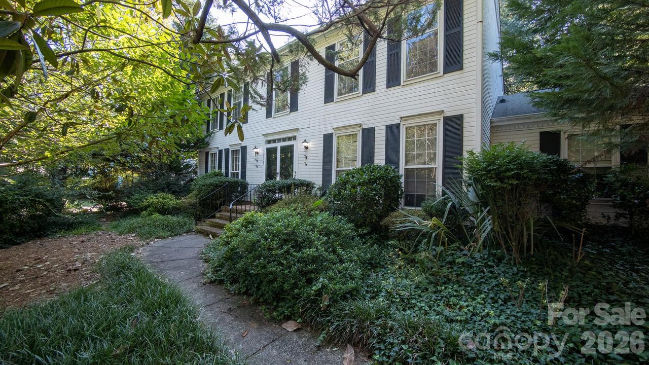 6323 Chalyce Ln., Charlotte, NC 28270