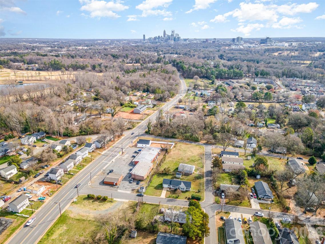 2914 Ridge Ave., Charlotte, NC 28208