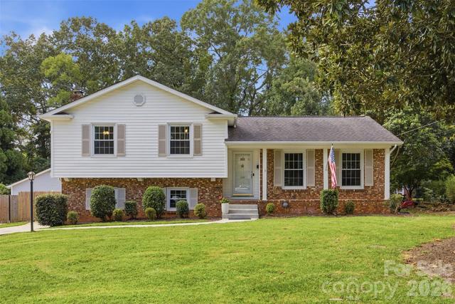 New Homes For Sale This Week That Attend Montclaire Elementary: August 21st to August 27th