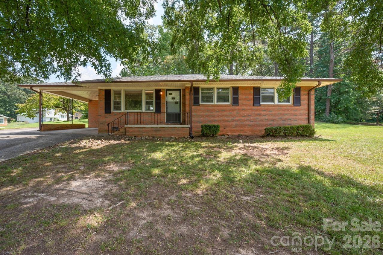 901 S 10th St., Bessemer City, NC 28016