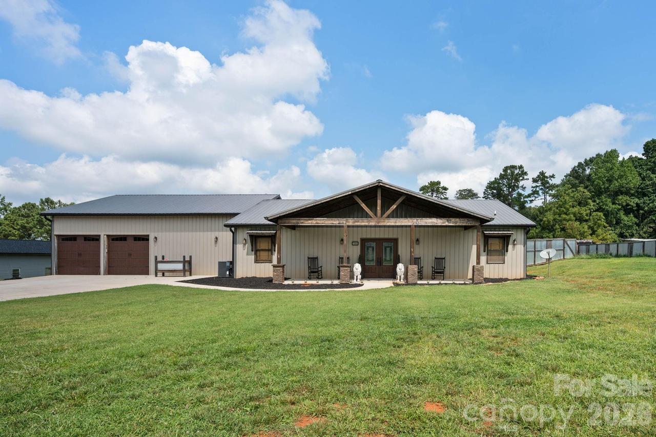 7562 Long Island Rd., Catawba, NC 28609