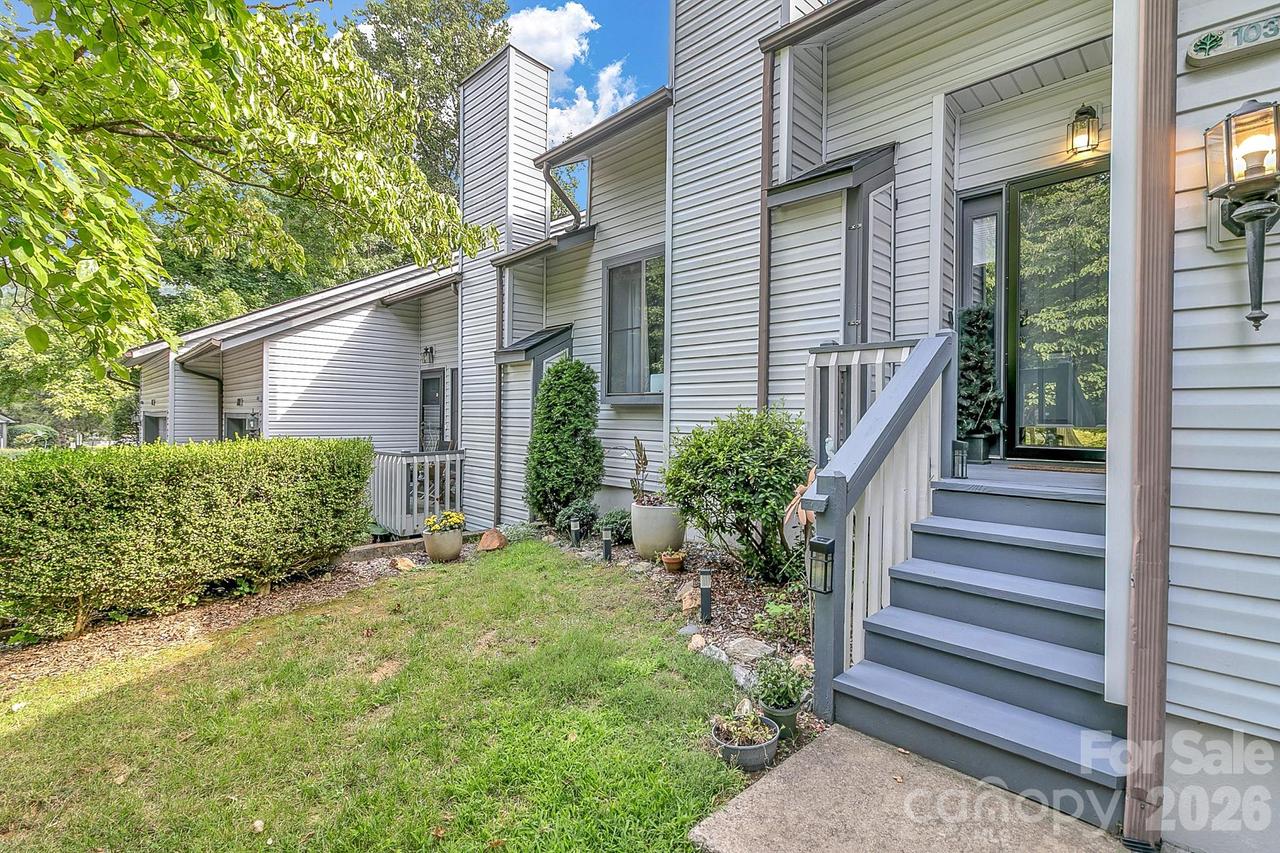 103 Cimarron Dr., Asheville, NC 28803