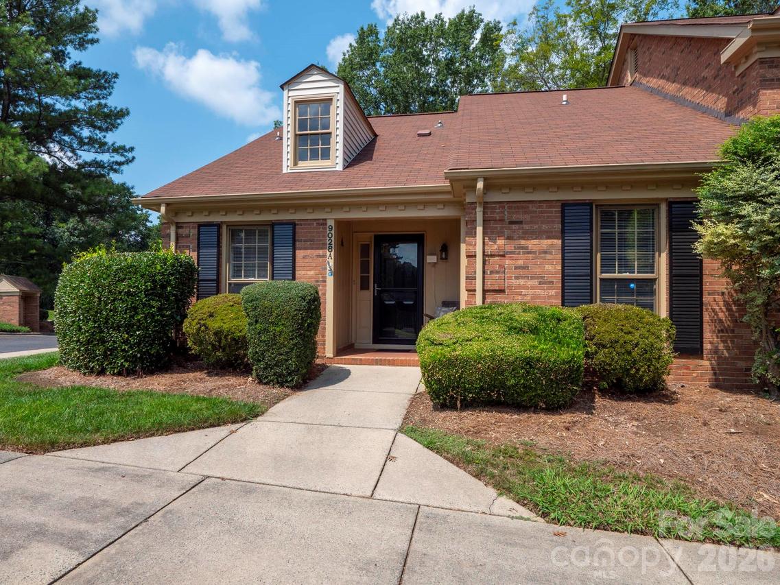 9028 Providence Colony Dr., Charlotte, NC 28277