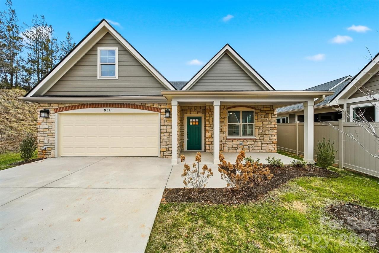 827B Wynnshire Dr. #65, Hickory, NC 28601