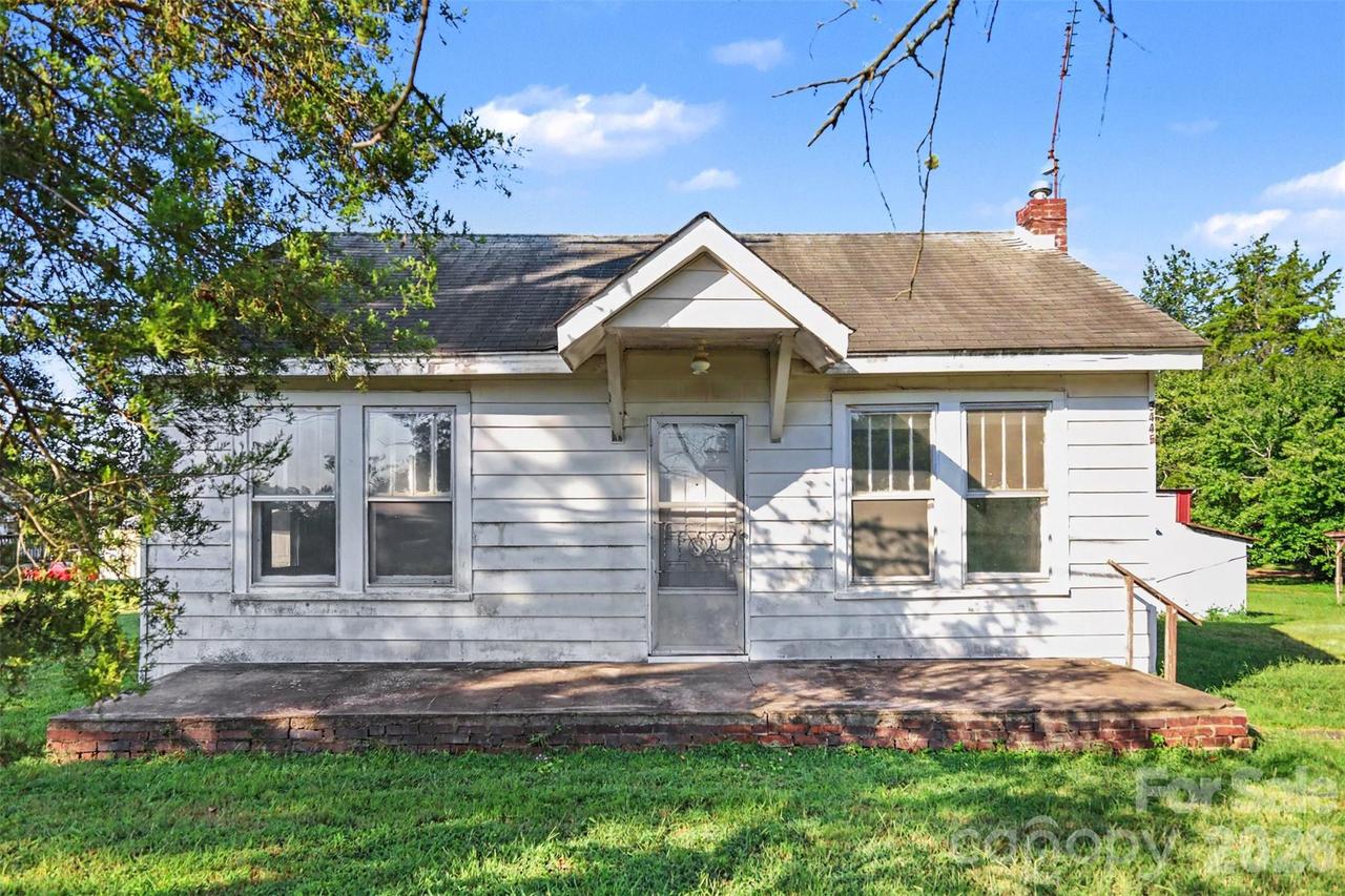 3445 Long Ferry Rd., Salisbury, NC 28146