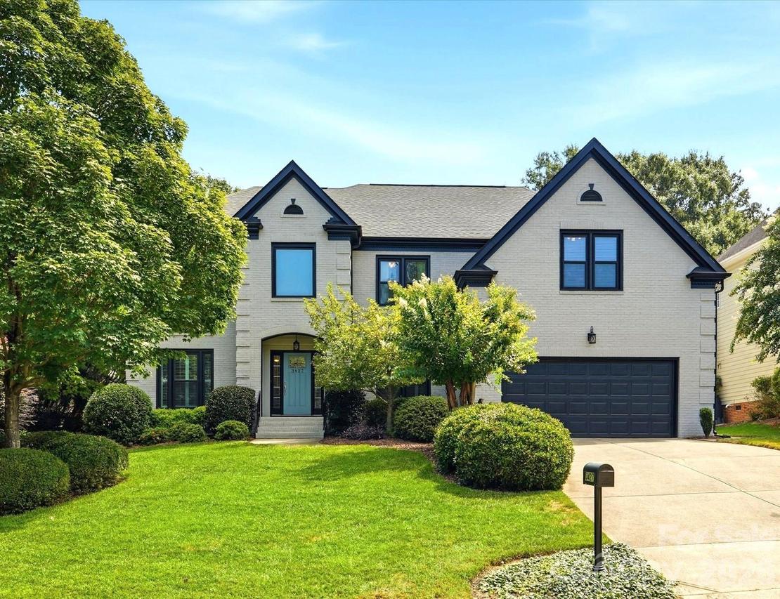 3427 Twelve Oaks Pl., Charlotte, NC 28270