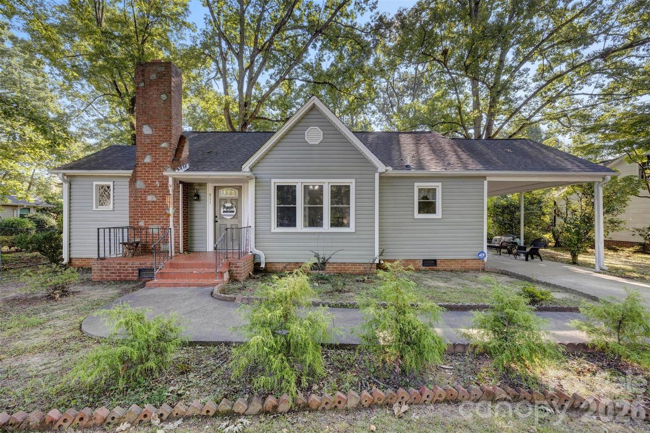 511 Woodside Dr., Shelby, NC 28150