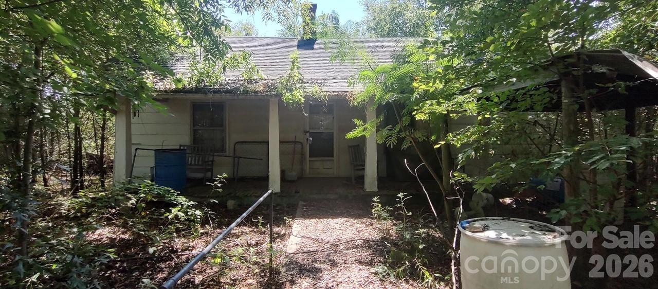 3803 Cliffside Rd., Mooresboro, NC 28114
