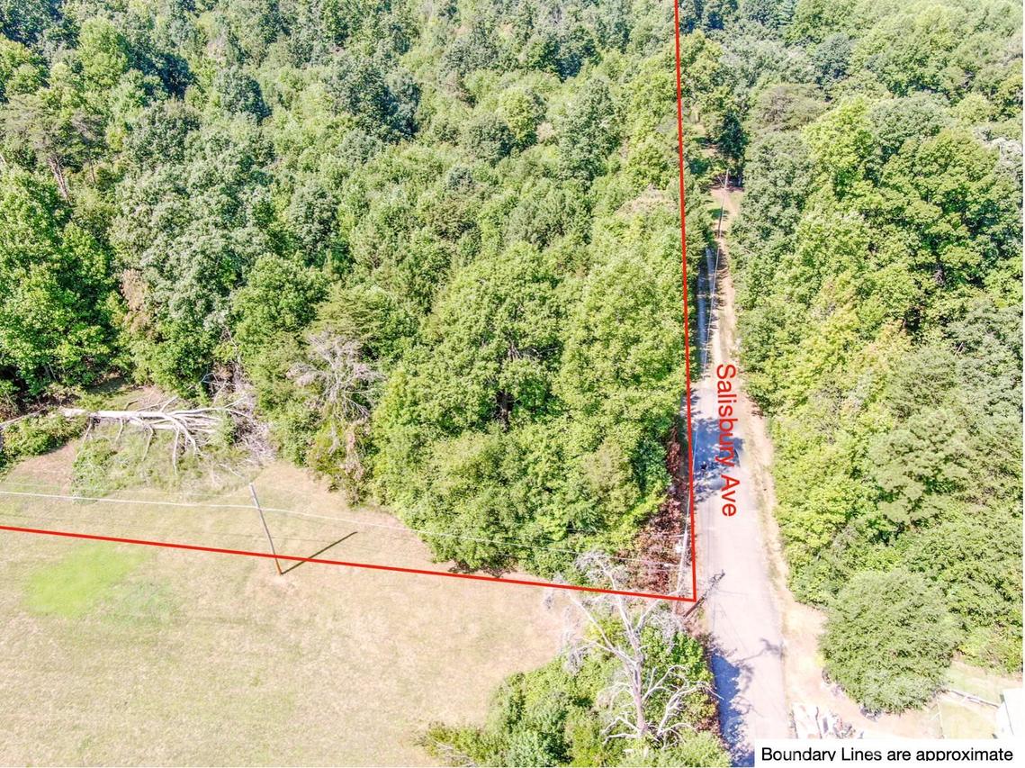 Lynnwood Dr., Statesville, NC 28677