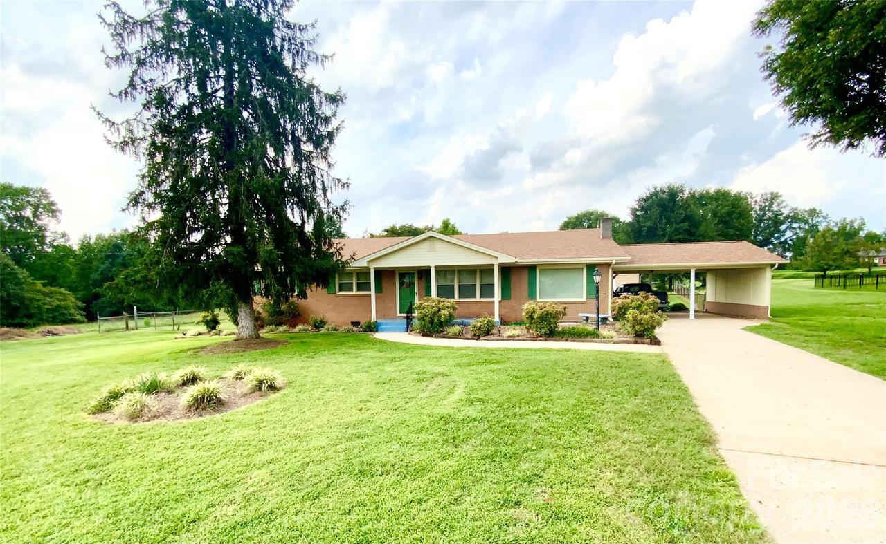 1749 Oak Grove Church Rd., Ellenboro, NC 28040
