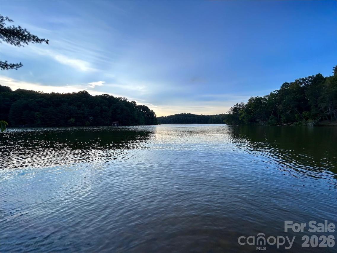 2297 Anchor Ln., Connelly Springs, NC 28612