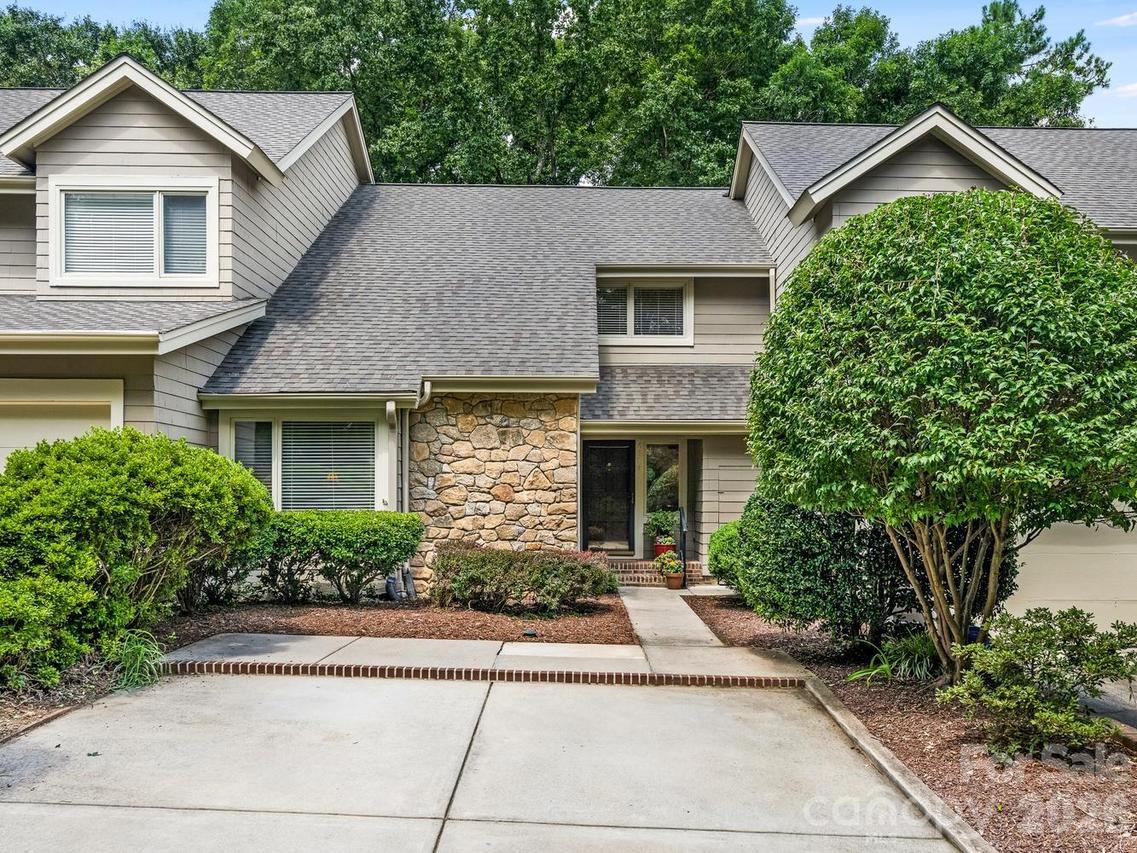 6504 Racquet Wood Ct., Charlotte, NC 28226