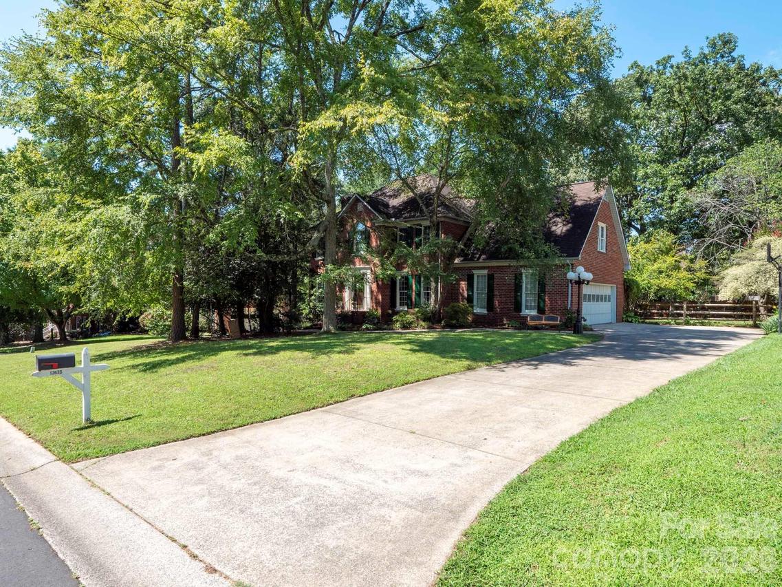 12635 Headquarters Farm Rd., Charlotte, NC 28262