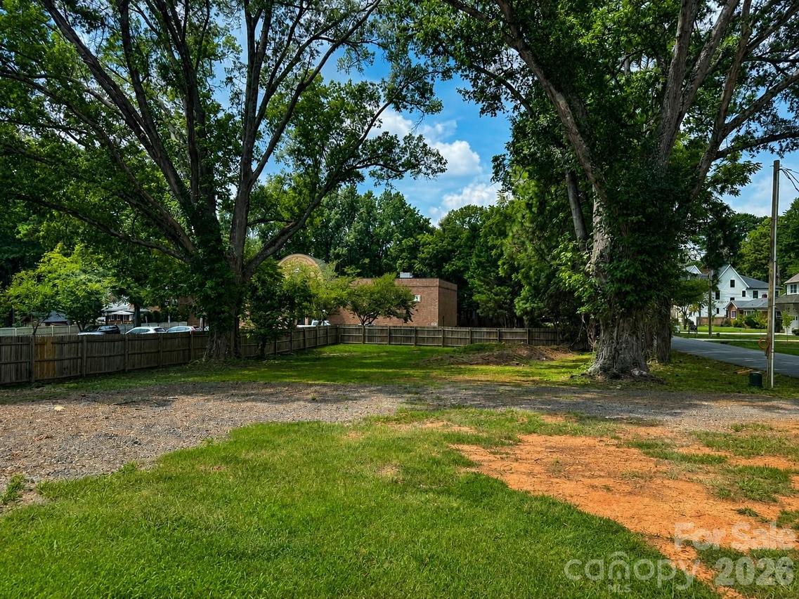 4420/4424 Castleton Rd., Charlotte, NC 28211