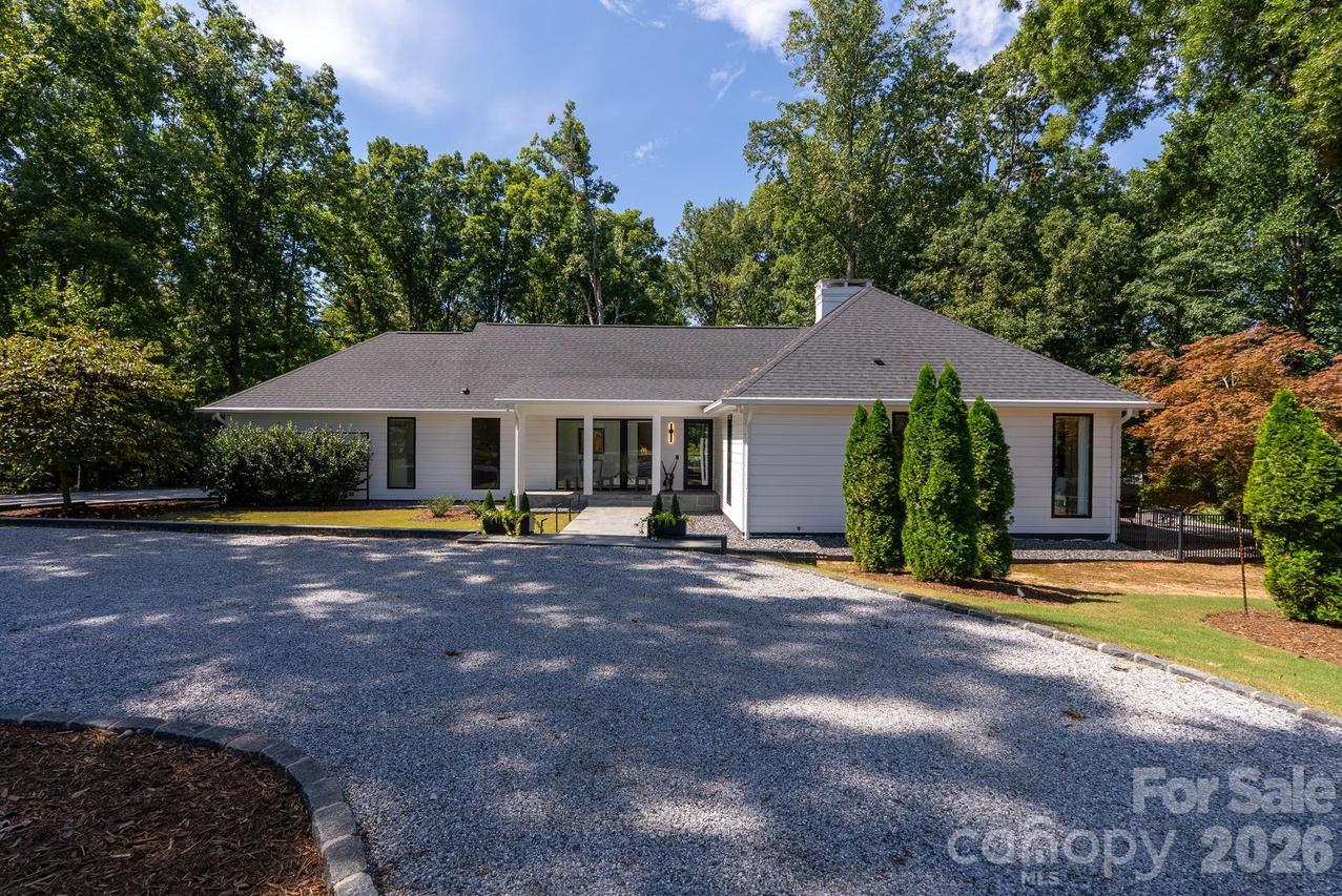 159 Silver Fox Ln., Tryon, NC 28782
