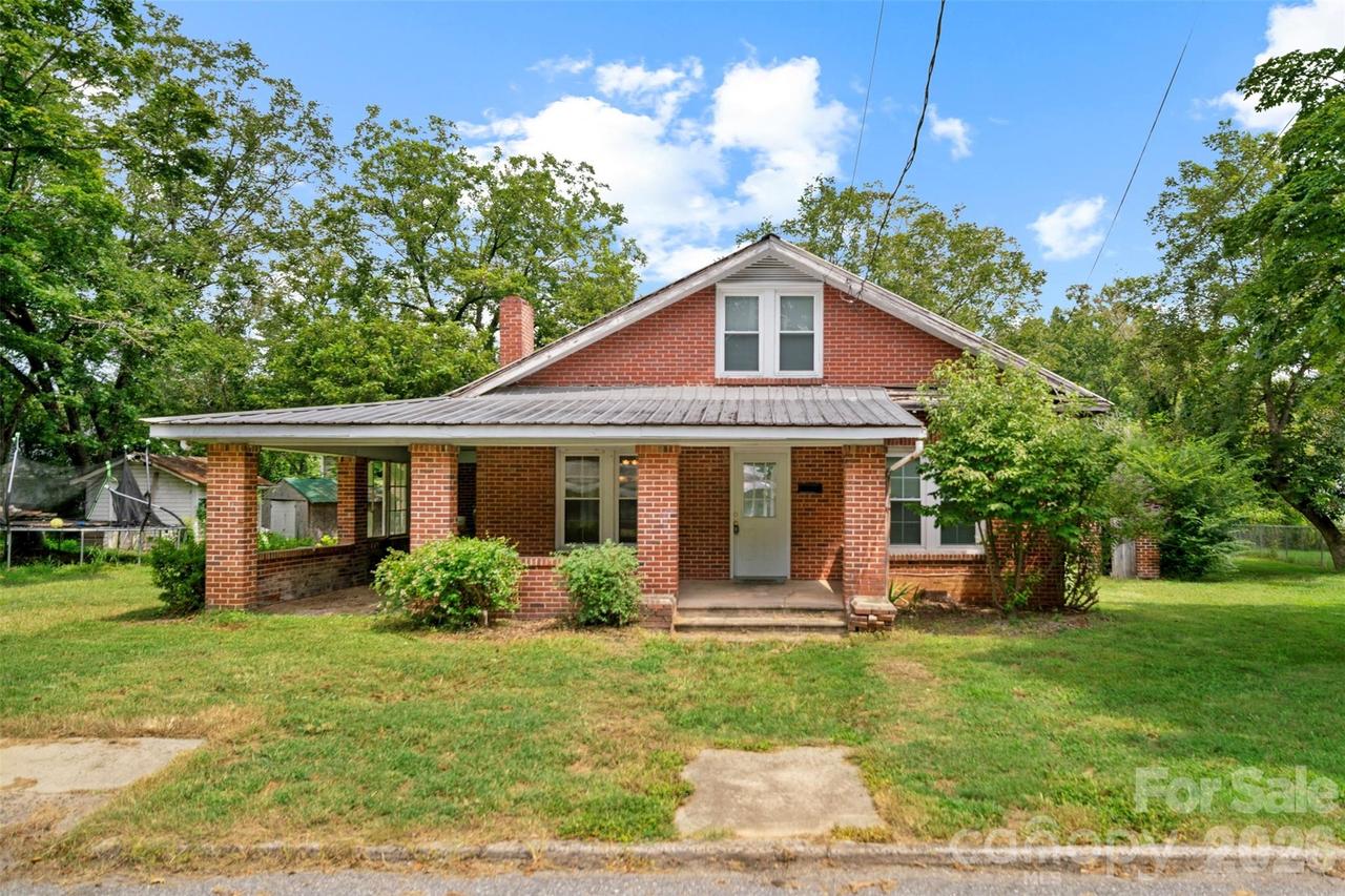 116 Whitesides St., Cherryville, NC 28021