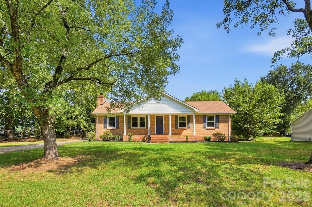12011 Merriweather Dr., Charlotte, NC 28273