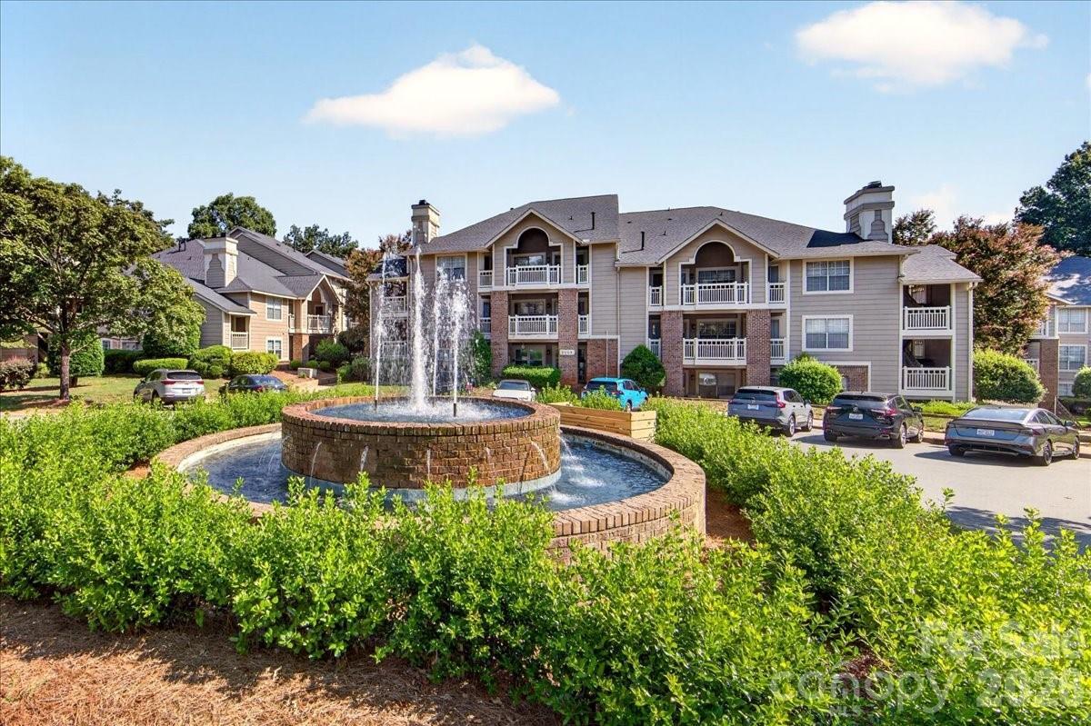 5011 Sharon Rd. #N, Charlotte, NC 28210