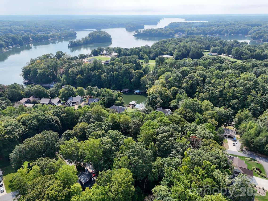 8398 Marina Ln., Catawba, NC 28609
