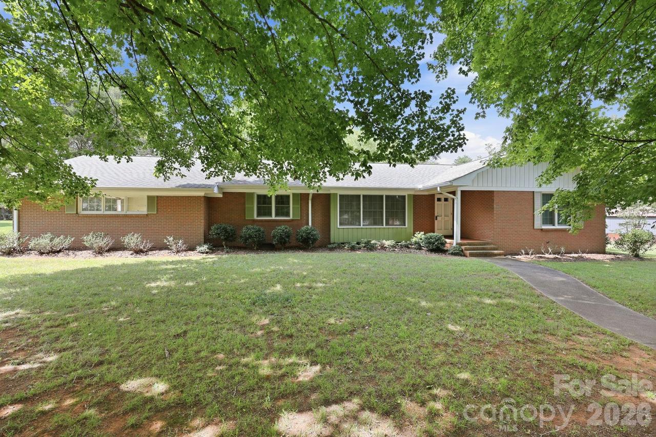 215 E Park Ave., Granite Quarry, NC 28146