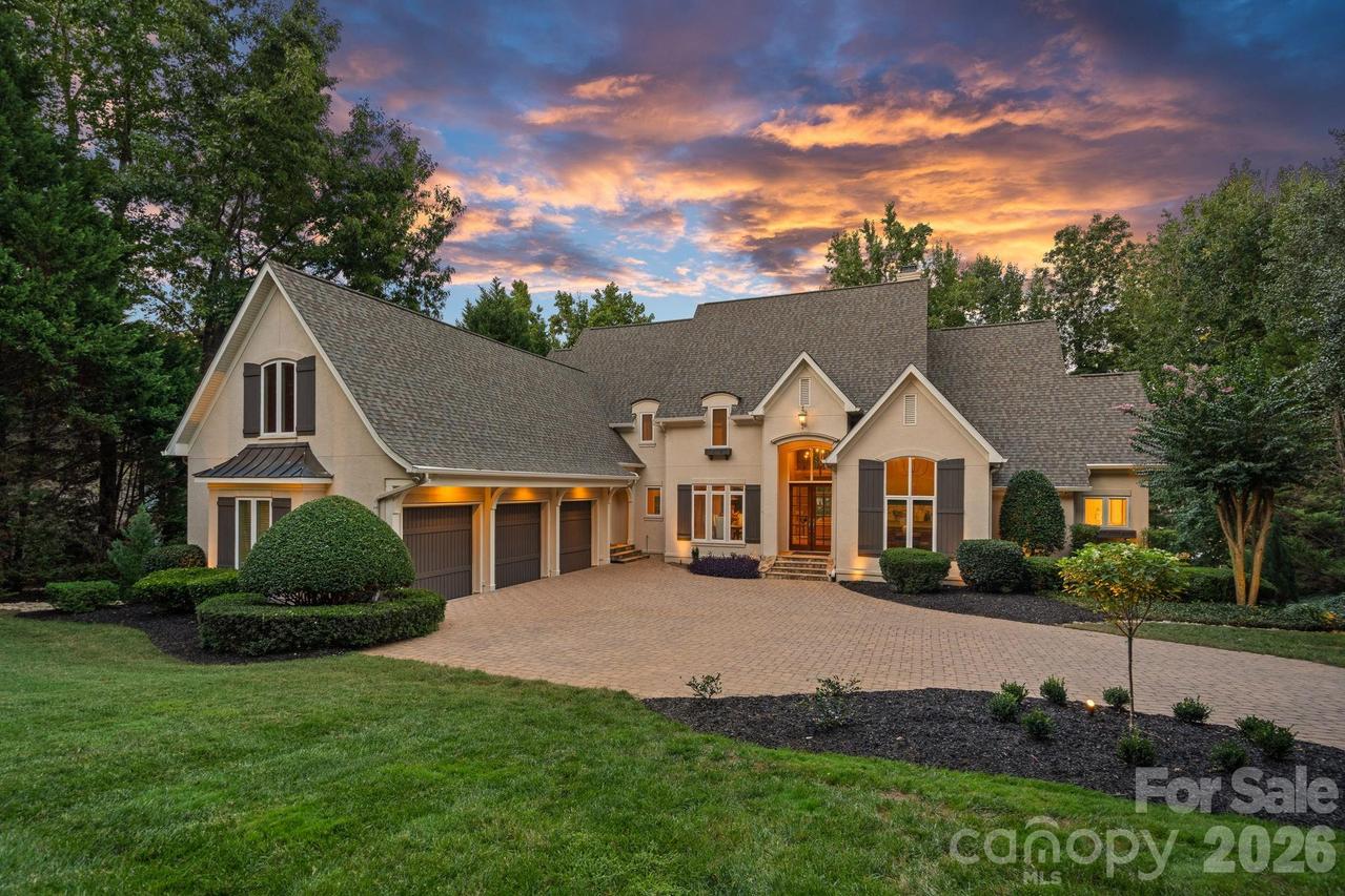 177 Great Point Dr., Mooresville, NC 28117