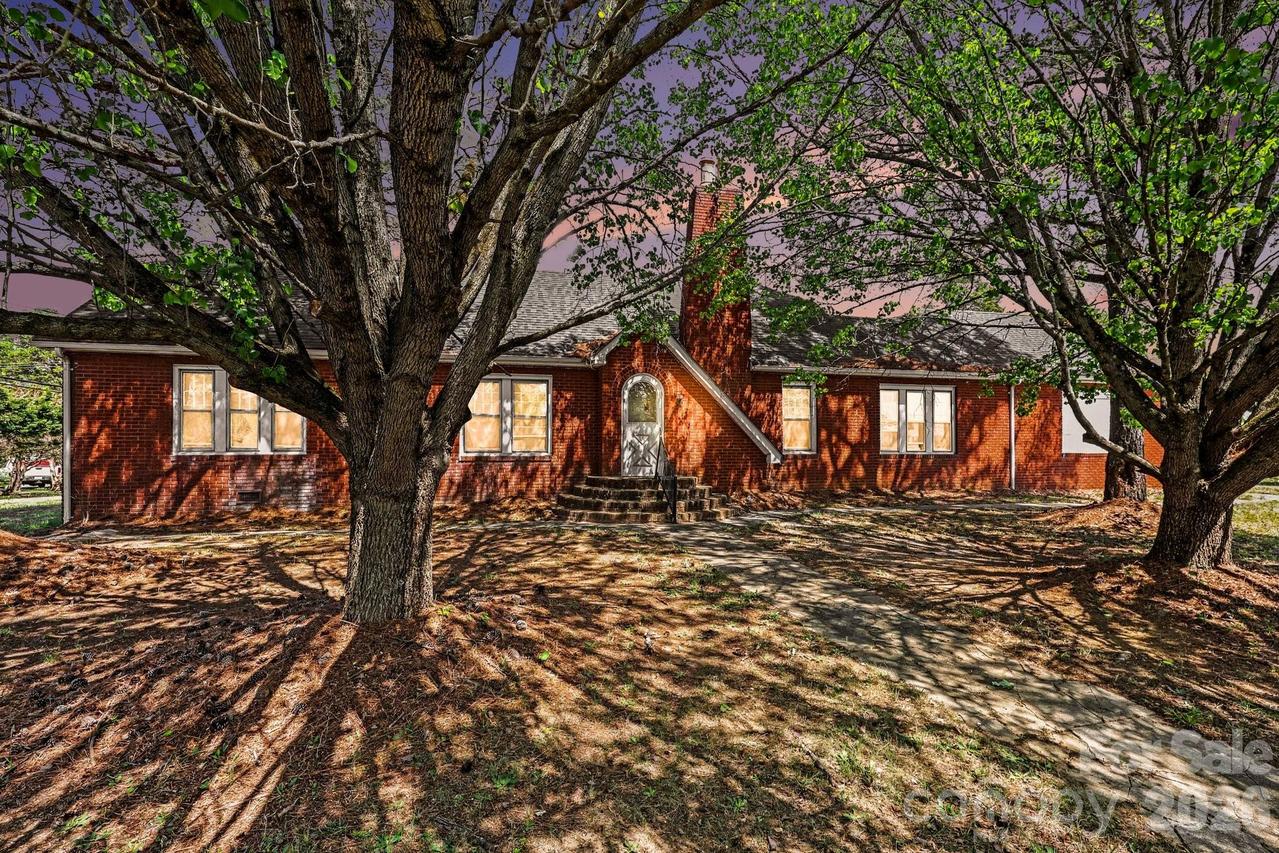 1411 Ludwick Heights Ln., Salisbury, NC 28147