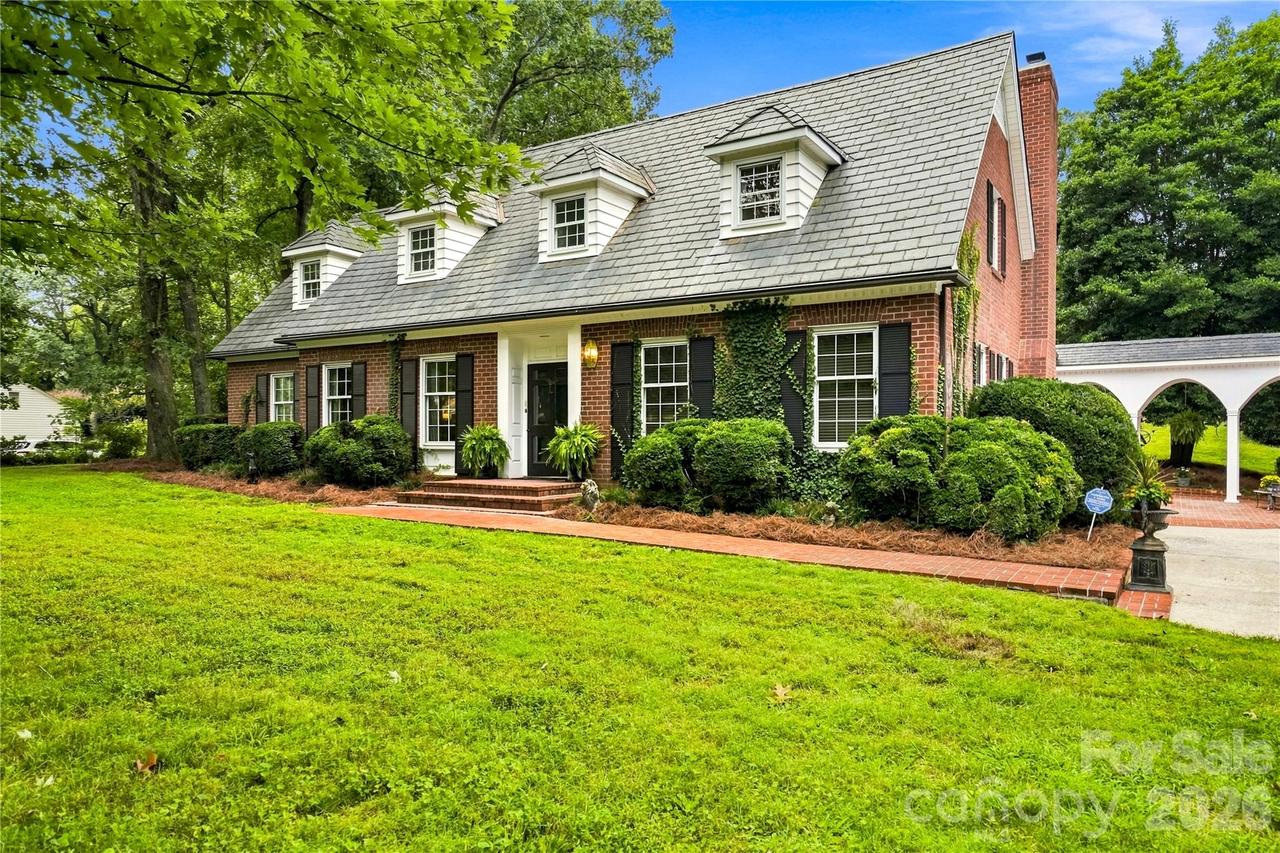 209 Labans Ln., Lincolnton, NC 28092
