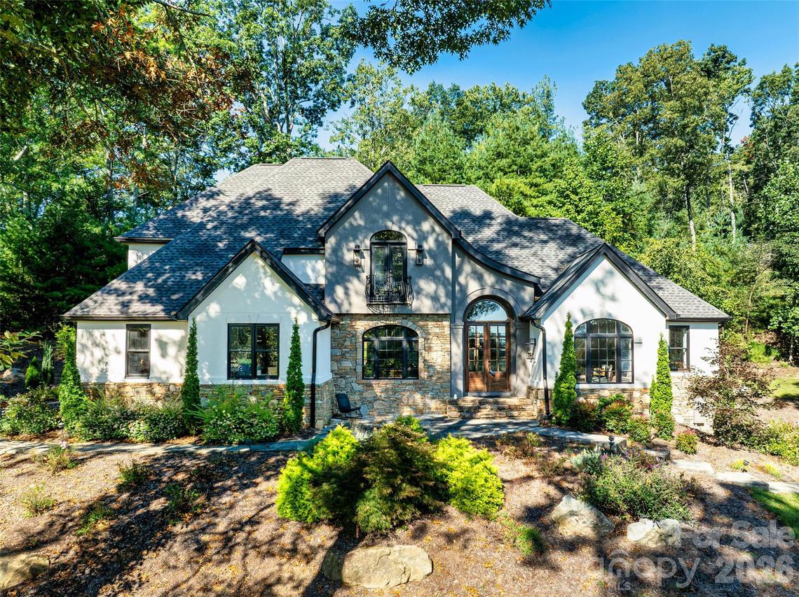 643 Mill Ridge Dr., Mills River, NC 28759