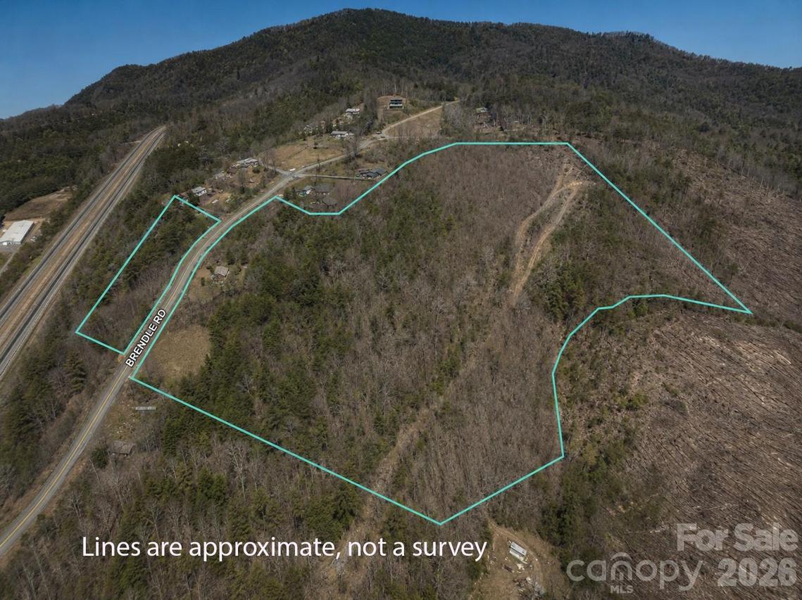 414 Brendle Rd., Bryson City, NC 28713