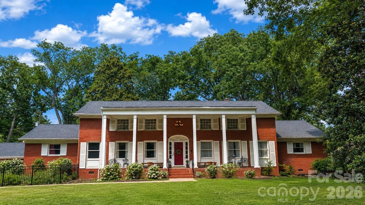201 S Main St., Mount Gilead, NC 27306