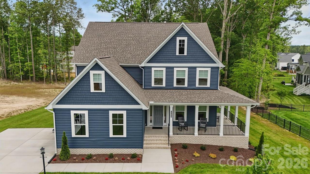 6095 Diamond Pl., Harrisburg, NC 28075