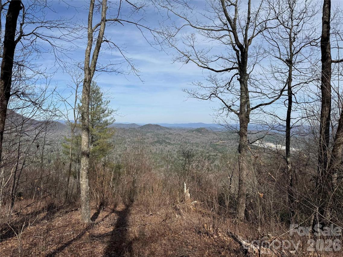 L4 Windy Gap Ln., Sapphire, NC 28774