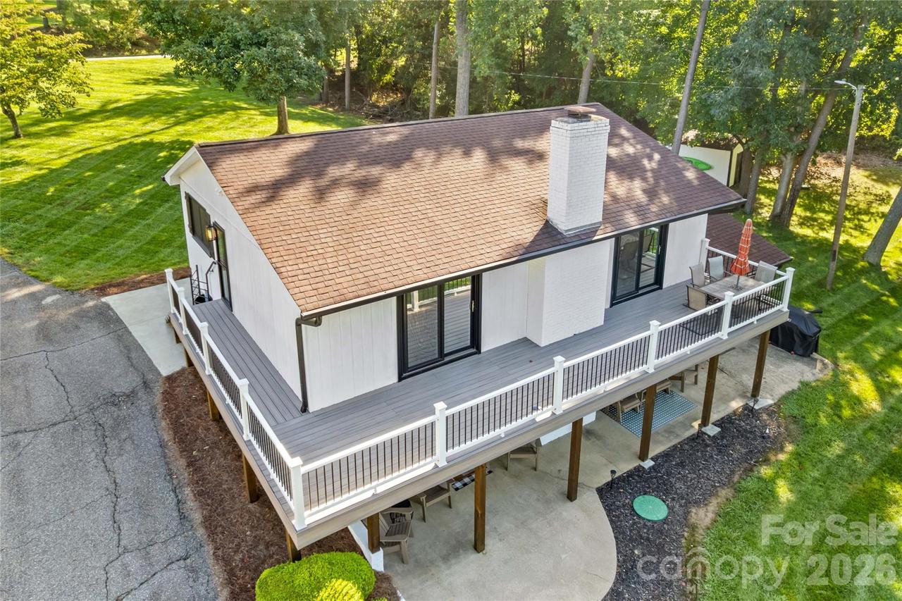 150 Shady Cove Dr., Troutman, NC 28166