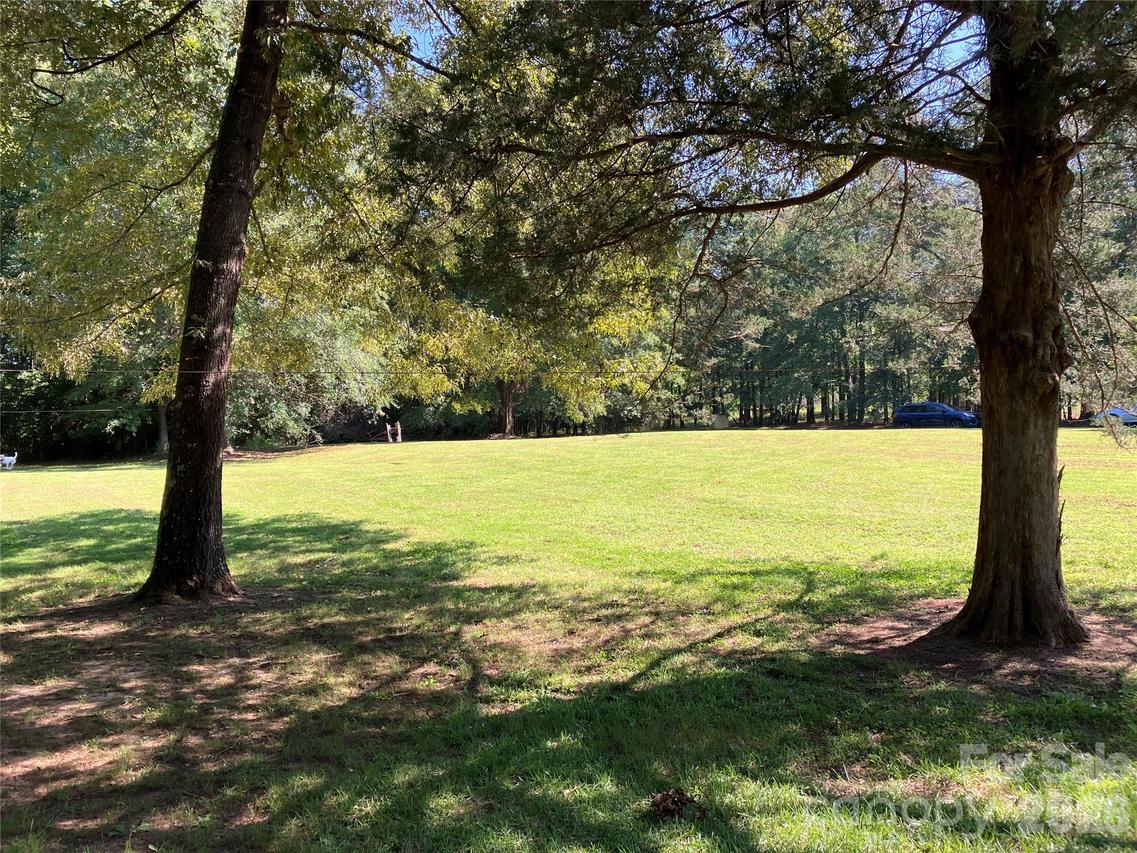745 Lake Davis Rd., Ellenboro, NC 28040