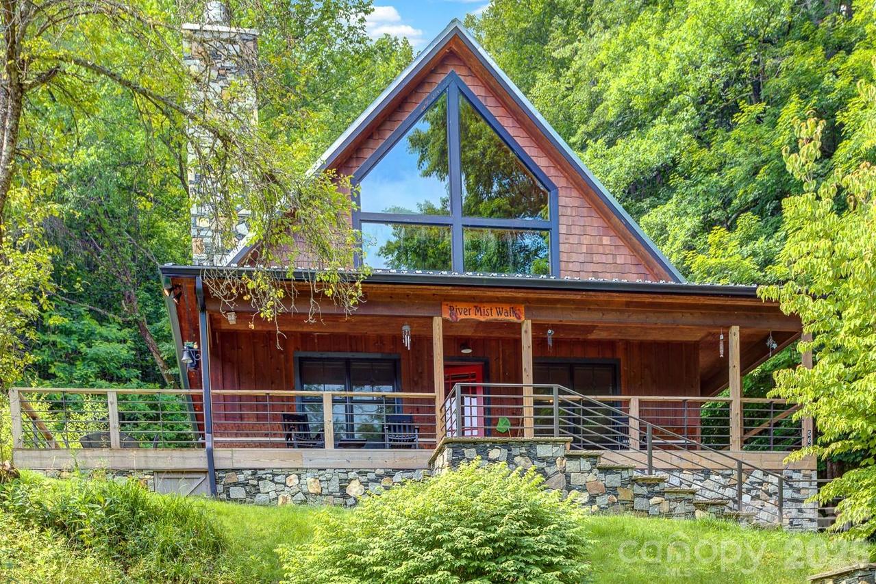 568 Auborn Trivette Rd., Sugar Grove, NC 28679