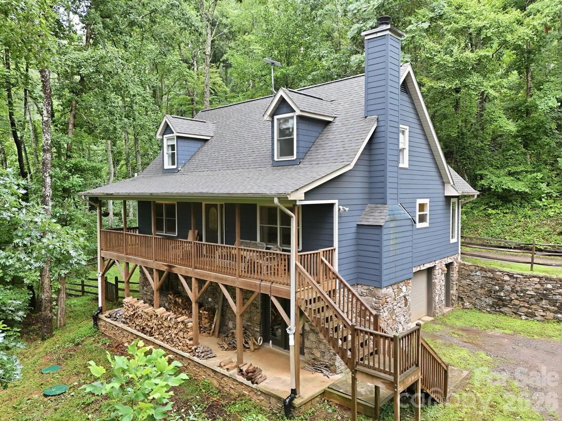 291 Merrills Chase Rd., Asheville, NC 28803