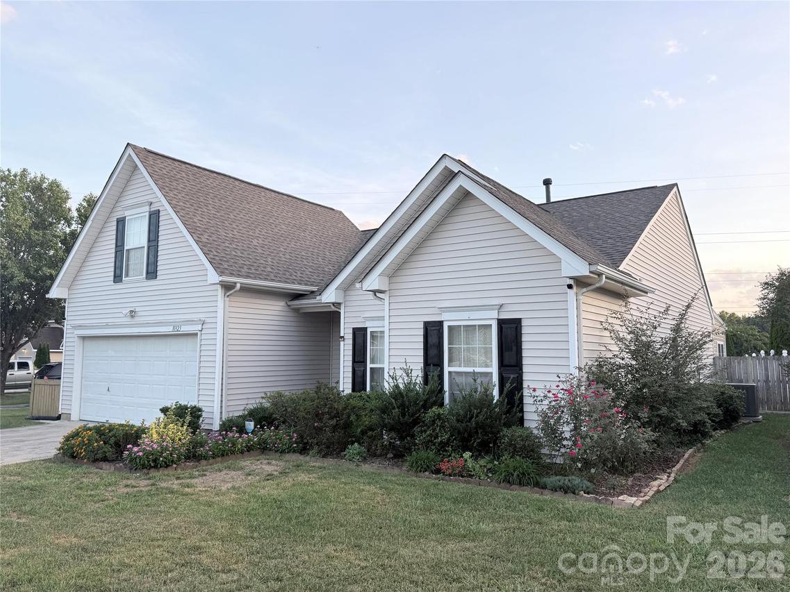 10323 Green Hedge Ave., Charlotte, NC 28269