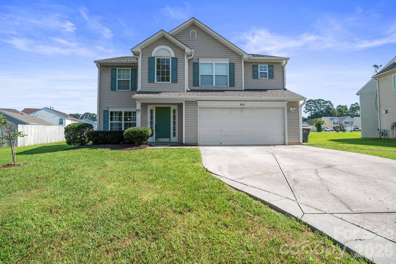 2015 Mallard Pointe Dr., Kannapolis, NC 28083