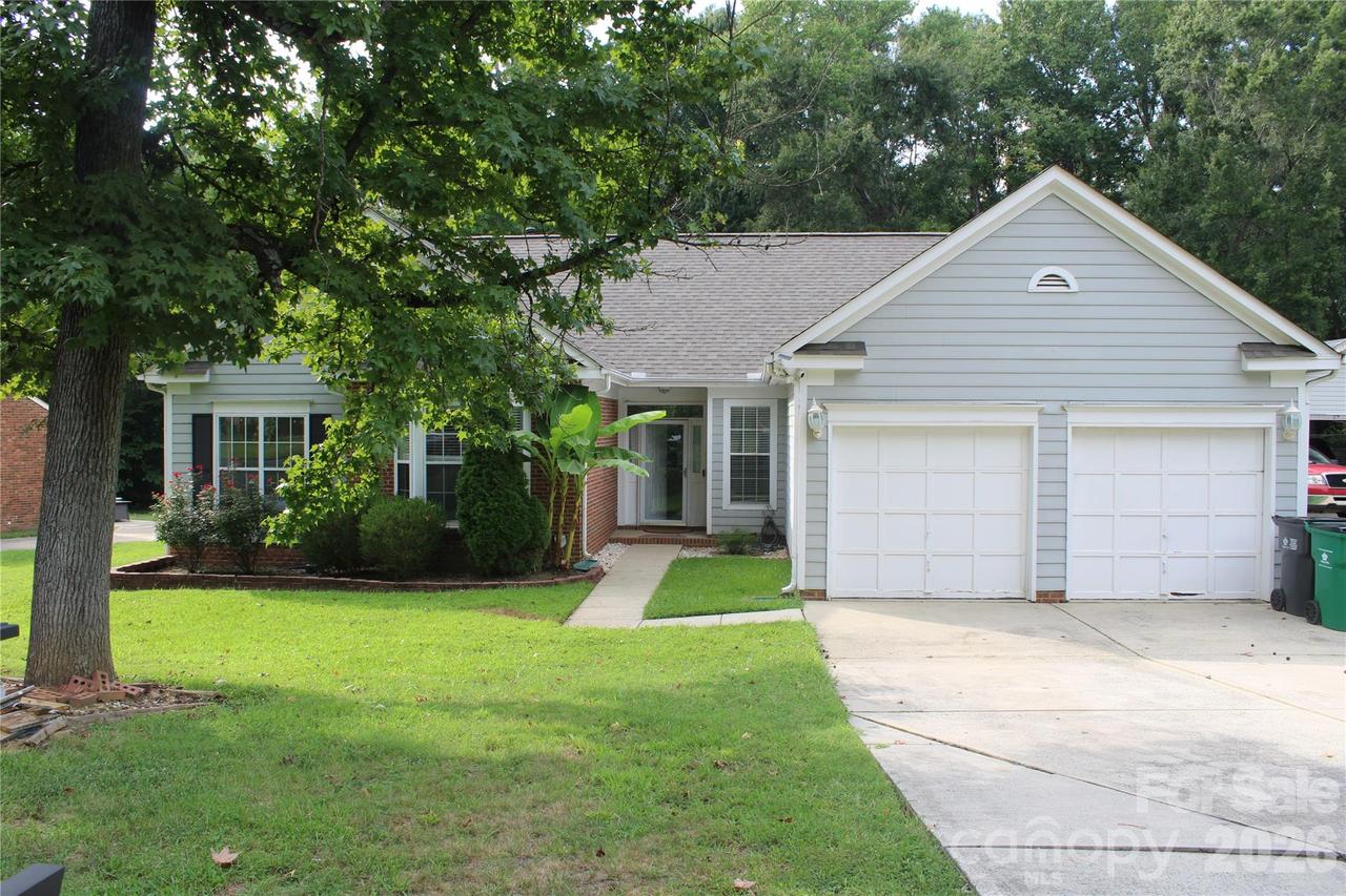 7508 Blythwood Ln., Charlotte, NC 28227