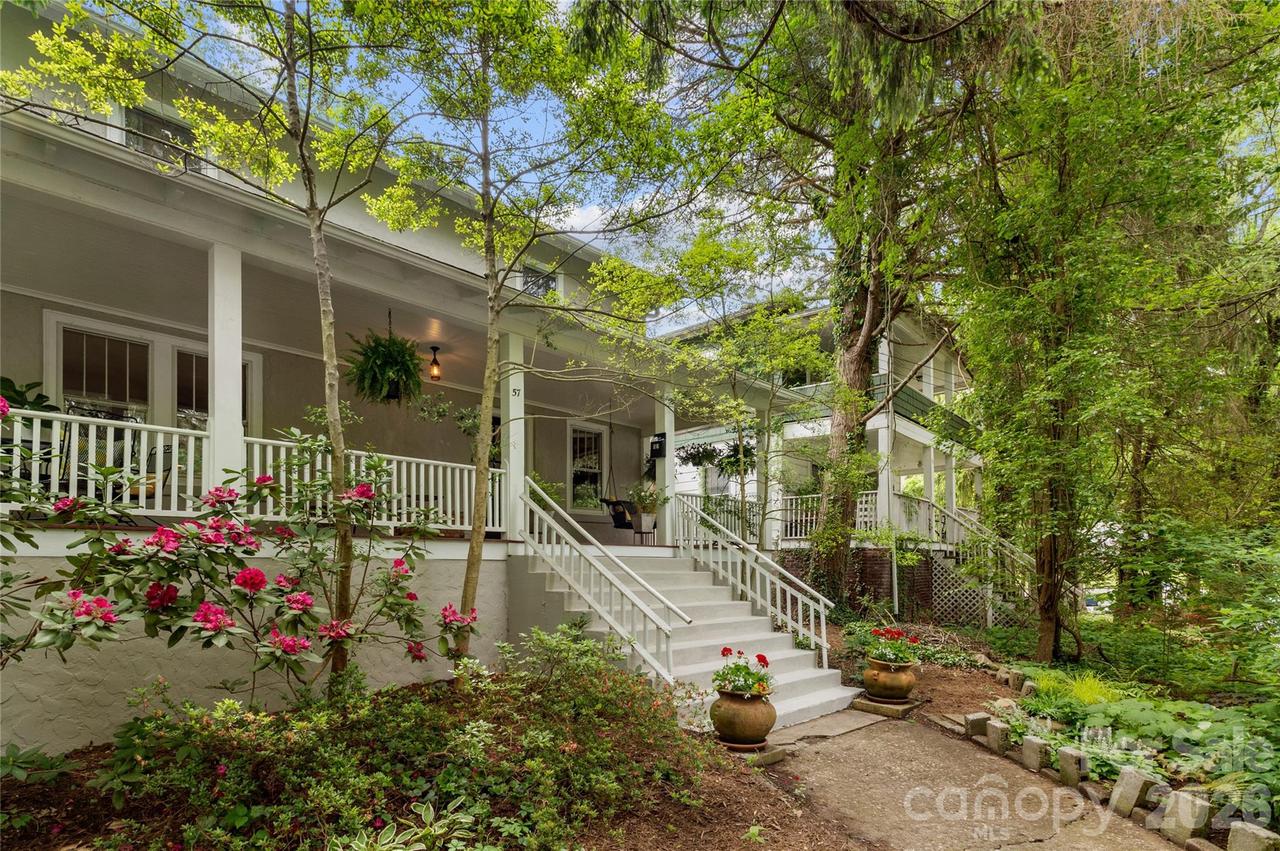 57 Conestee St., Asheville, NC 28801
