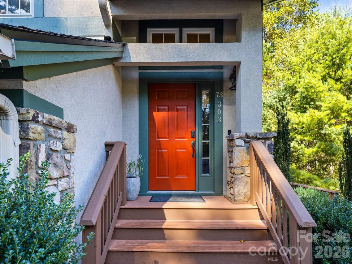 73 Ridgetop Cir. #303, Brevard, NC 28712