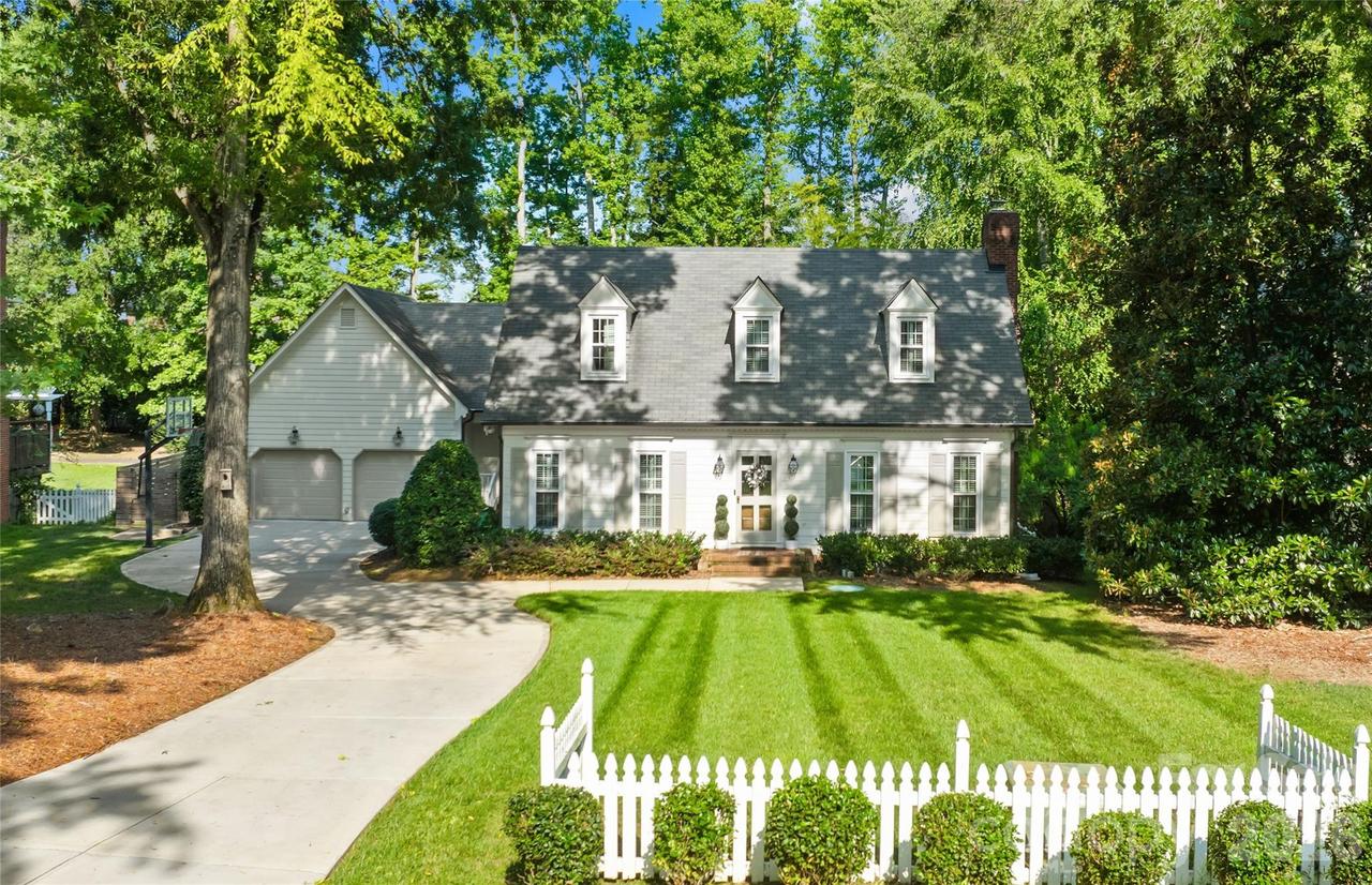 6616 Mays Chapel Ln., Charlotte, NC 28270