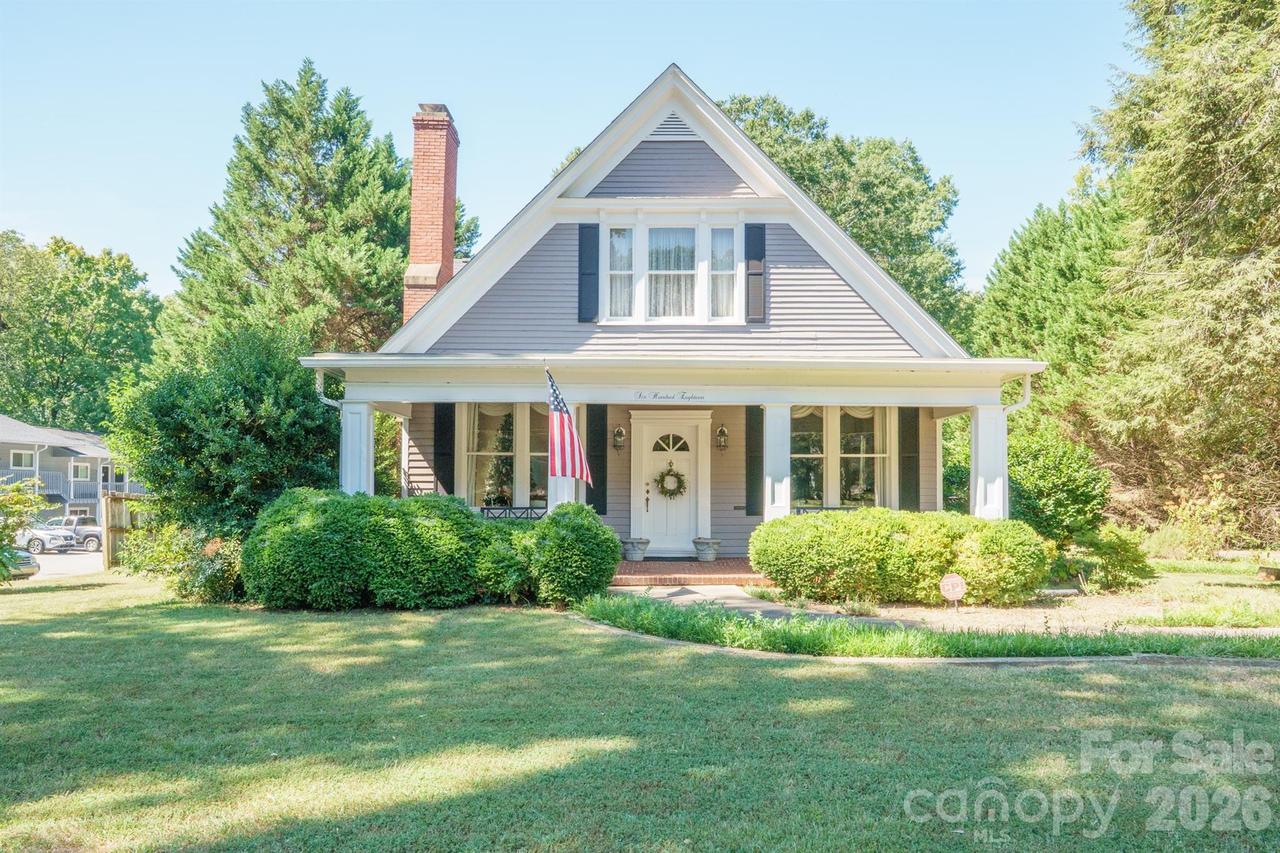618 S Aspen St., Lincolnton, NC 28092