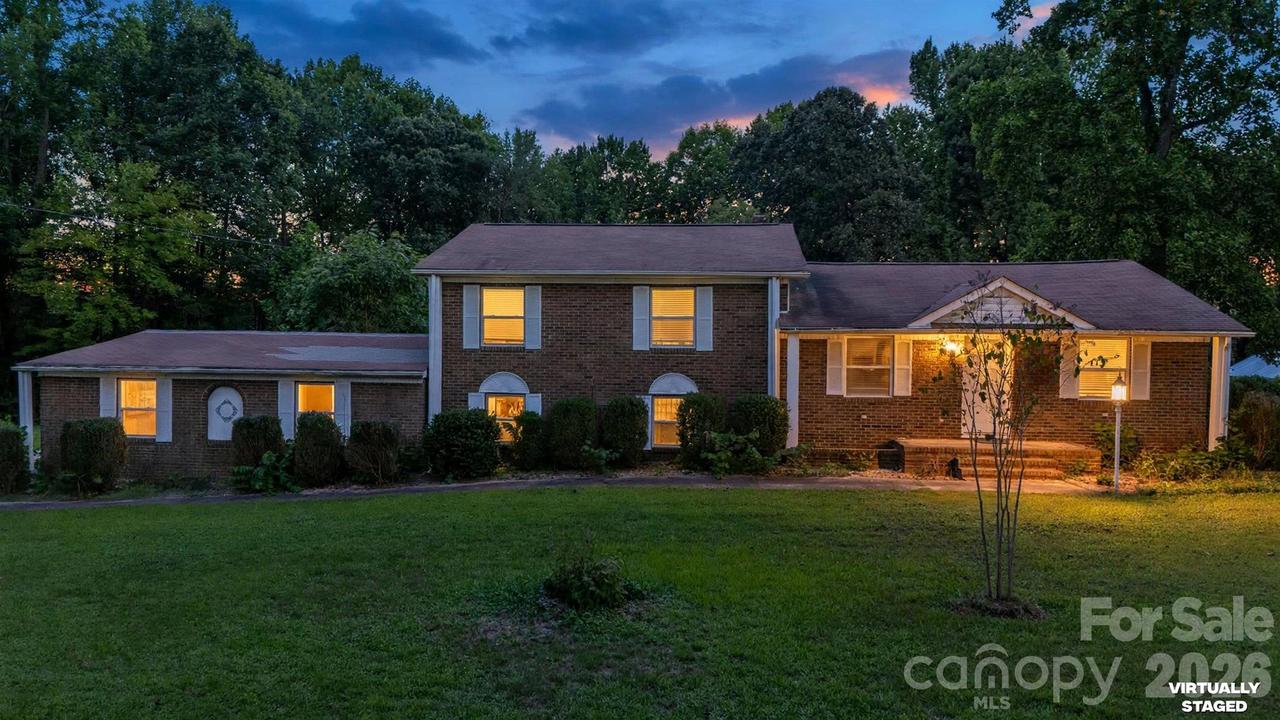 1476 Charlotte Hwy., Mooresville, NC 28115