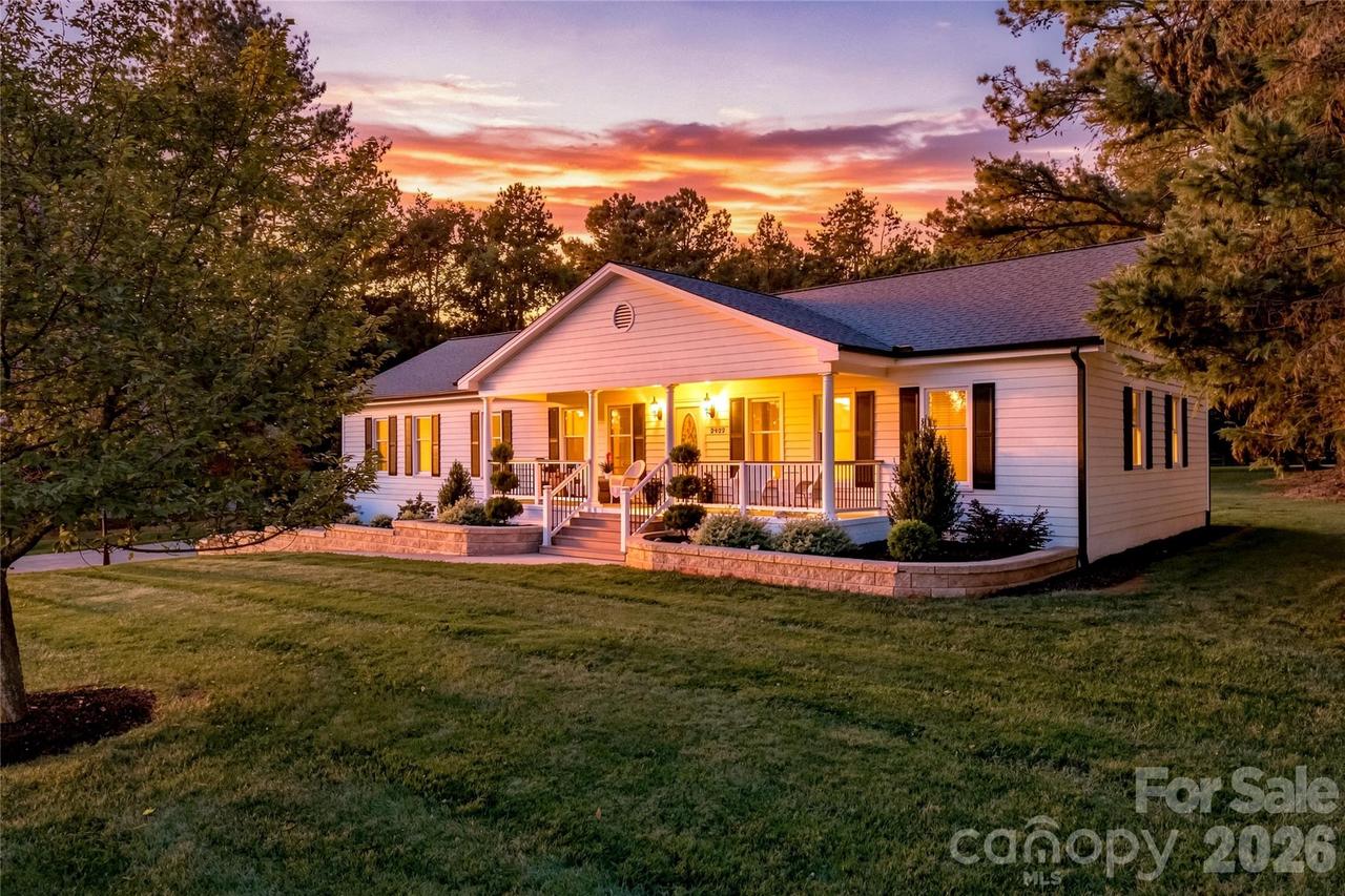 2429 Cassidy Dr., Davidson, NC 28036