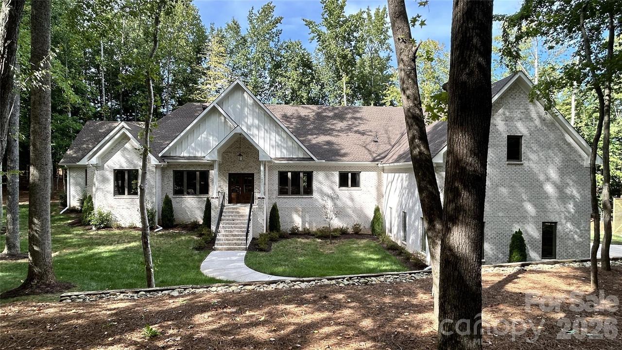 2507 Forest Lawn Dr., Weddington, NC 28104